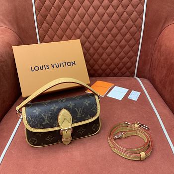 Bagsaaa Louis Vuitton M83298 Nano Diane Bag Monogram - 19 x 10.5 x 6 cm