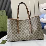 Bagsaaa Gucci GG Emblem Medium Tote Bag 815213 - 38 x 25 x 15 cm - 1