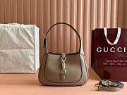 Bagsaaa Gucci Jackie 1961 small shoulder bag 810232 taupe - 27.5x19x4cm - 1