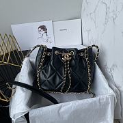 Bagsaaa Chanel Small Bucket Bag AS5094 Black Lambskin - 17.5 × 18 × 12 cm - 1