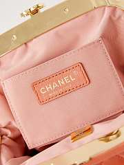 Bagsaaa Chanel Clutch Lambskin Coral AS4717 - 16 × 24 × 8 cm - 3