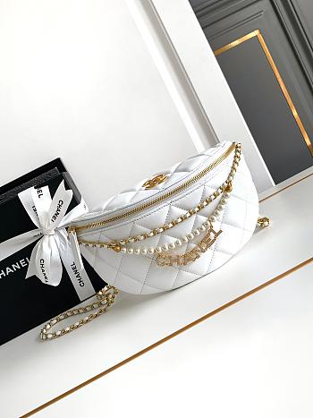 Bagsaaa Chanel Waist Bag AS4991 White & Imitation Pearls - 17 × 24 × 11 cm