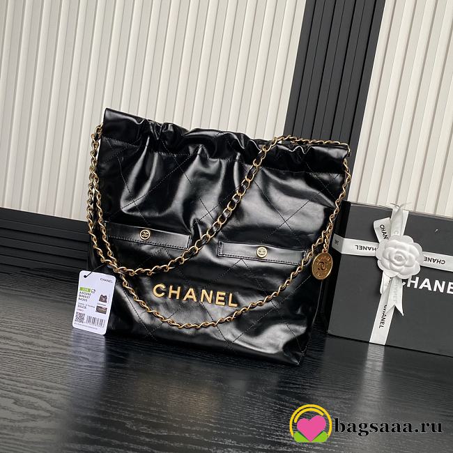 Bagsaaa Chanel 22 Small Handbag AS3260 Shiny Crumpled Calfskin Black - 35 × 37 × 7 cm - 1