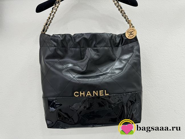 Bagsaaa Chanel 22 Small Handbag Black Calfskin & Patent AS3260 - 35 × 37 × 7 cm - 1