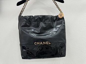 Bagsaaa Chanel 22 Small Handbag Black Calfskin & Patent AS3260 - 35 × 37 × 7 cm