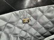 Bagsaaa Chanel 22 Small Handbag Black Calfskin & Patent AS3260 - 35 × 37 × 7 cm - 2