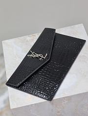 Bagsaaa YSL Uptown Pouch In Crocodile-Embossed Shiny 565739 Black & Silver - 27 x 16 x 2 CM - 3