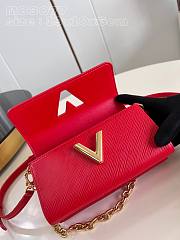 Bagsaaa Louis Vuitton M83593 Twist West Pochette Bag Red - 19 x 10.5 x 6.5 cm - 4