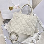 Bagsaaa Small Dior Book Tote White Macrocannage Calfskin - 26.5 x 22 x 14 cm - 4