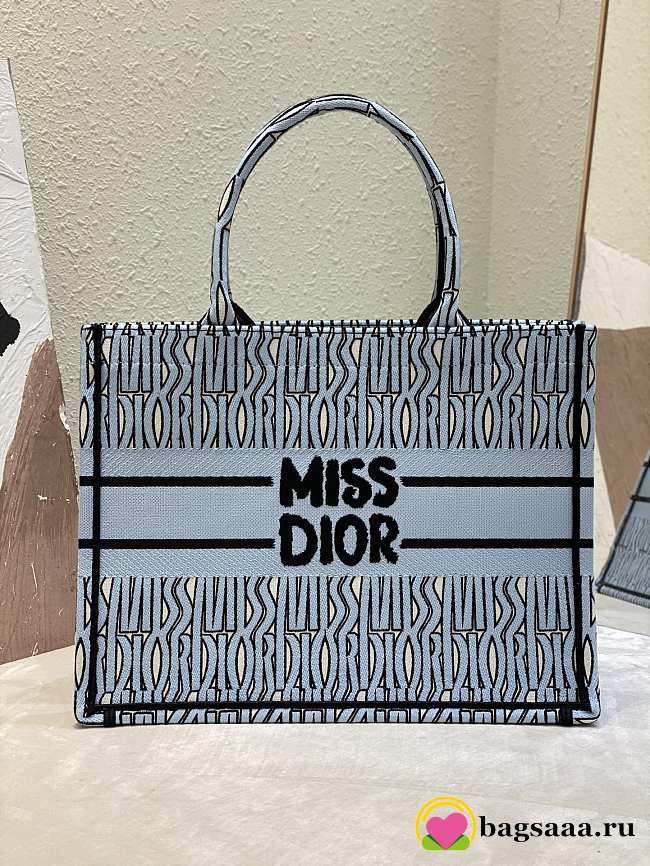 Bagsaaa Medium Dior Book Tote Pale Blue and Black Miss Dior Allover Embroidery - 36 x 27.5 x 16.5 cm - 1