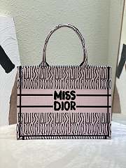 Bagsaaa Medium Dior Book Tote White & Pale Pink Miss Dior Allover Embroidery - 36 x 27.5 x 16.5 cm - 1