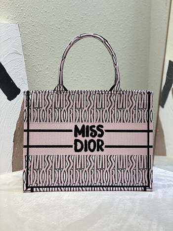 Bagsaaa Medium Dior Book Tote White & Pale Pink Miss Dior Allover Embroidery - 36 x 27.5 x 16.5 cm