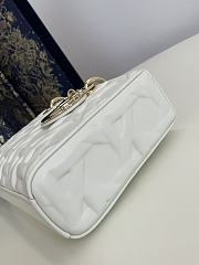 Bagsaaa Dior Medium Lady D-Joy Bag White Graphic Cannage Calfskin - 26 x 13.5 x 5 cm - 2