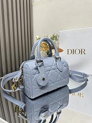 Bagsaaa Dior Groove 20 Bag Pale Blue Macrocannage Calfskin - 20.5 x 13.5 x 12 cm - 2