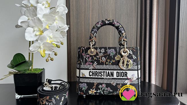 Bagsaaa Dior Medium Lady D-Lite Bag Black Multicolor Dior Herbarium Embroidery - 24 x 21 x 12 cm - 1