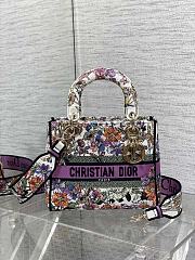 Bagsaaa Dior Medium Lady D-Lite Bag white multicolor Dior 4 Saisons - 24 x 21 x 12 cm - 1