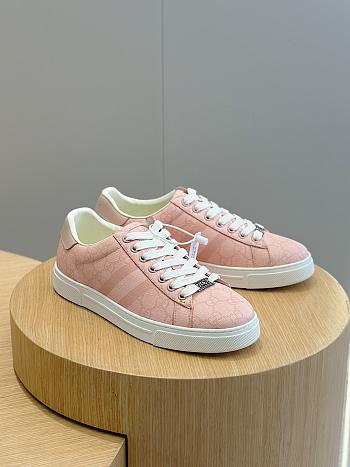 Bagsaaa Women's Gucci Ace sneaker with Web 812026 pink GG