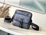 Bagsaaa Louis Vuitton M12518 Getaway Messenger - 17 x 7.8 x 18 cm - 1