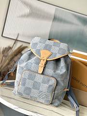 Bagsaaa Louis Vuitton N40708 Montsouris Backpack - 40 x 19 x 32 cm - 1