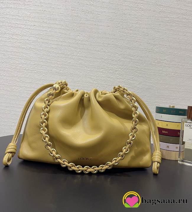 Bagsaaa Loewe Medium Flamenco purse in mellow nappa lambskin sahara - 30X20X10.5 cm - 1