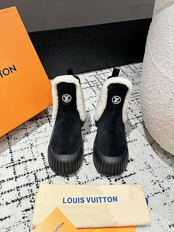 Bagsaaa Louis Vuitton Ruby Flat Ankle Boot Black Suede