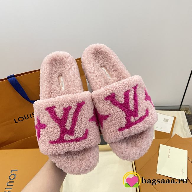 Bagsaaa Louis Vuitton Paseo Shearling Slippers Pink - 1