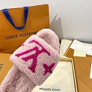 Bagsaaa Louis Vuitton Paseo Shearling Slippers Pink - 3