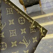 Bagsaaa Louis Vuitton M12075 Lucky Trunk Bag Monogram - 38 x 23 x 1 cm - 2