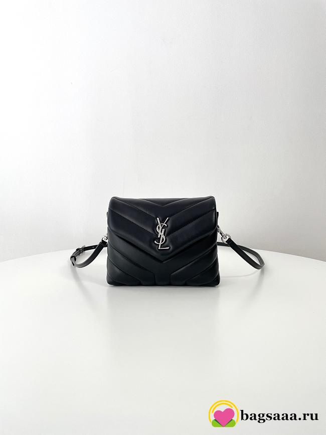 Bagsaaa YSL Toy Loulou In Quilted Leather 678401 Black & Silver - 20 x 14 x 7.5 cm - 1