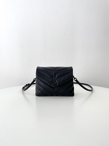 Bagsaaa YSL Toy Loulou In Quilted Leather 678401 Black - 20 x 14 x 7.5 cm