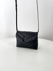 Bagsaaa YSL Toy Loulou In Quilted Leather 678401 Black - 20 x 14 x 7.5 cm - 2