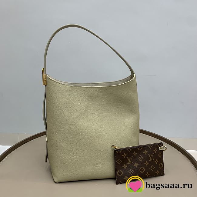 Bagsaaa Louis Vuitton M24988 Low Key Hobo MM Clay Green - 31 x 35 x 18 cm - 1