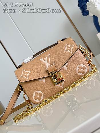 Bagsaaa Louis Vuitton M12735 Pochette Métis East West - 21.5 x 13.5 x 6 cm