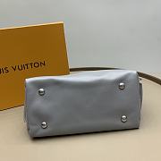 Bagsaaa Louis Vuitton M12579 CarryAll Cargo PM Gray - 33.5 x 23 x 15 cm - 3