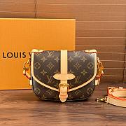 Bagsaaa Louis Vuitton M46740 Saumur BB Monogram - 20 x 16 x 7.5 cm - 1