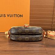 Bagsaaa Louis Vuitton M46740 Saumur BB Monogram - 20 x 16 x 7.5 cm - 2