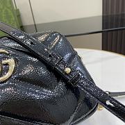 Bagsaaa Gucci GG Marmont small shoulder bag 802448 black patent - 24 x 13 x 7 cm - 2