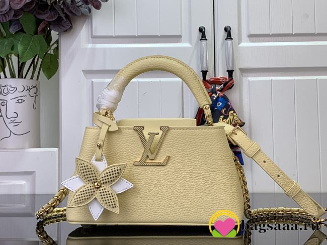 Bagsaaa Louis Vuitton M11351 Capucines East-West Mini Yellow - 12 x 8 x 22 cm - 1