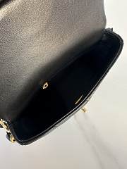 Bagsaaa Chanel Small Flap Bag AS5174 Black - 14 × 21 × 7 cm - 3