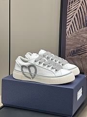 Bagsaaa Dior B33 Sneaker Gray Smooth Calfskin and Gray Dior Oblique Jacquard - 1