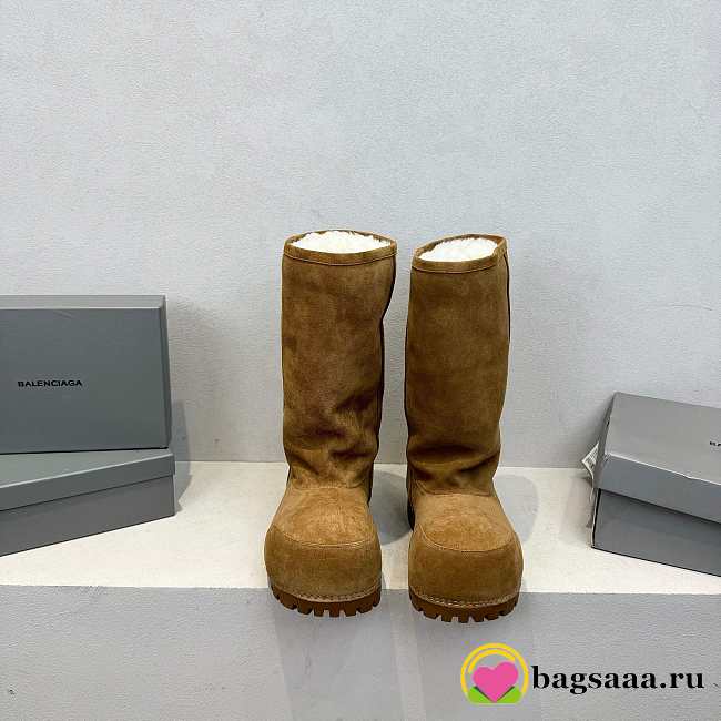 Bagsaaa Balenciaga Alaska Fur High Boot in brown - 1