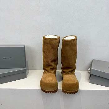 Bagsaaa Balenciaga Alaska Fur High Boot in brown