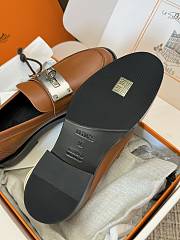 Bagsaaa Hermes Hot Loafer Brown - 3