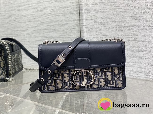 Bagsaaa Dior 30 Montaigne East-West Bag with Chain Blue Dior Oblique Jacquard and Smooth Calfskin - 21 x 12 x 6 cm - 1