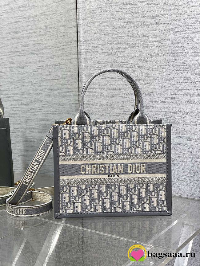 Bagsaaa Small Dior Book Tote Gray Dior Oblique Embroidery and Calfskin - 26.5 x 22 x 14 cm - 1