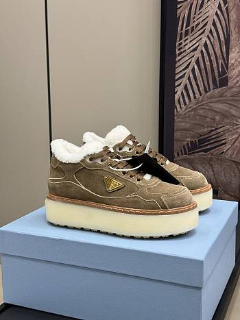 Bagsaaa Prada Suede mid-top sneakers beige