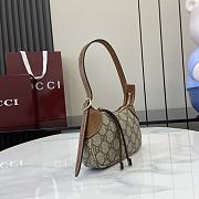 Bagsaaa Gucci GG Emblem super mini shoulder bag ‎820696 - 23 x 13 x 2cm - 4