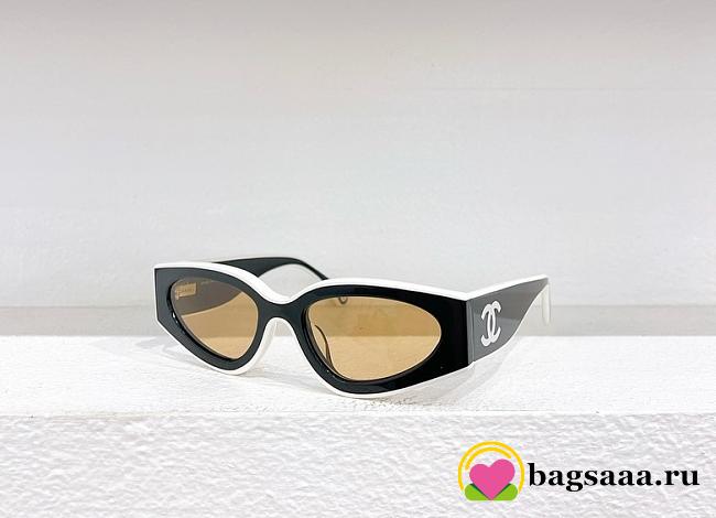 Bagsaaa Chanel Cat Eye Sunglasses Black & White - Lenses: Beige - 1