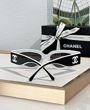 Bagsaaa Chanel Cat Eye Sunglasses Black & White - Lenses: Beige - 4