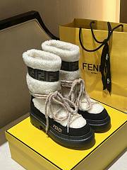 Bagsaaa Fendi Apres Chic White sheepskin and black suede boots - 1